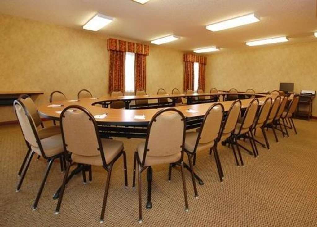 קירני Econo Lodge Inn & Suites מתקנים תמונה